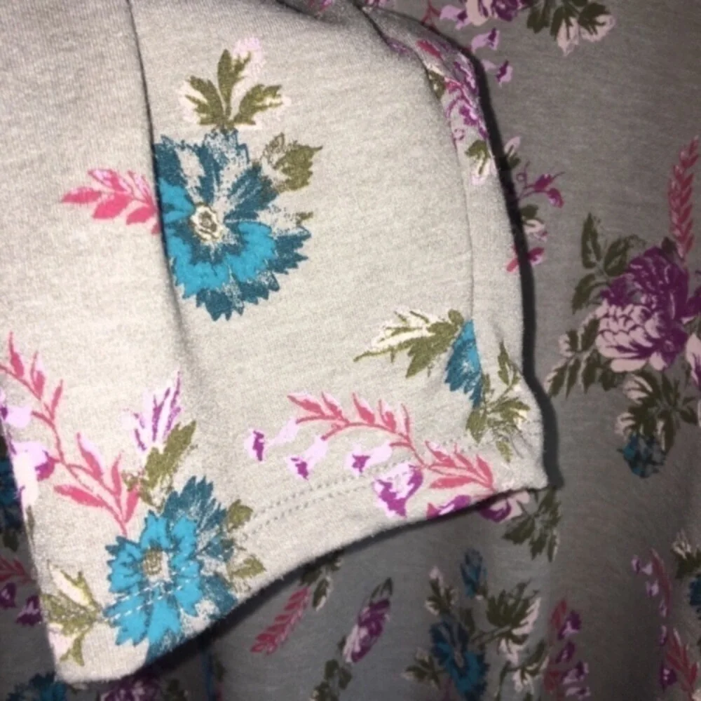 Lane Bryant Floral Tunic Top 22/24 Gray Pink Blue Long Sleeve Plus Size - Picture 4 of 5